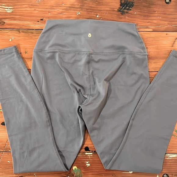 Spiritual Gangster Leggings and Tank Bundle - Picture 6 of 10